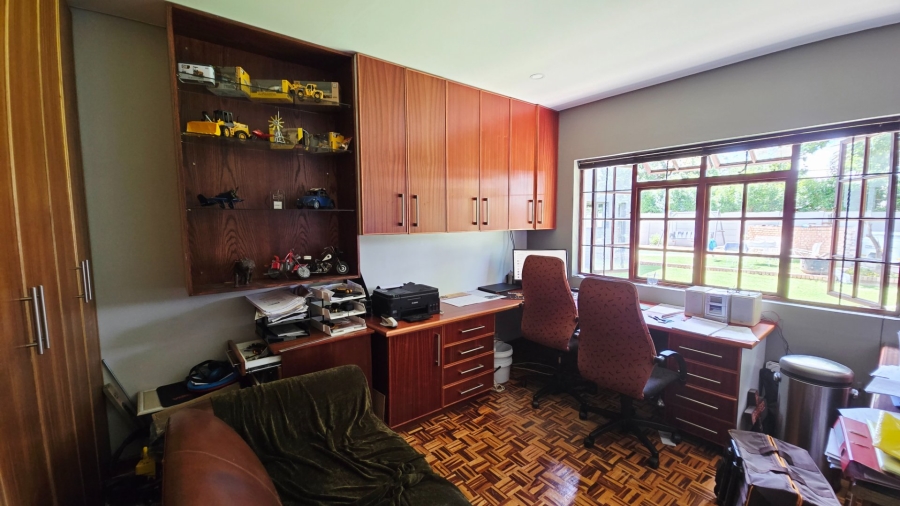 4 Bedroom Property for Sale in Universitas Free State